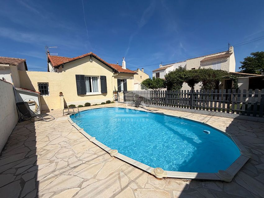 Image Piscine à  maison mitoyenne de Port-de-Bouc