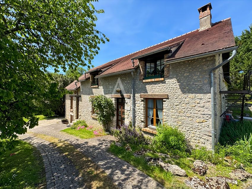 Image Façade à  maison individuelle de Fontaine-la-Rivière