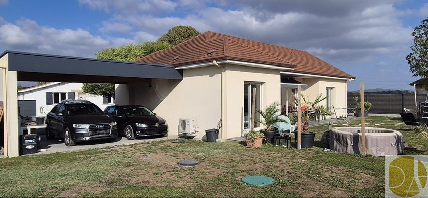 Image Façade à  maison individuelle de Uzein