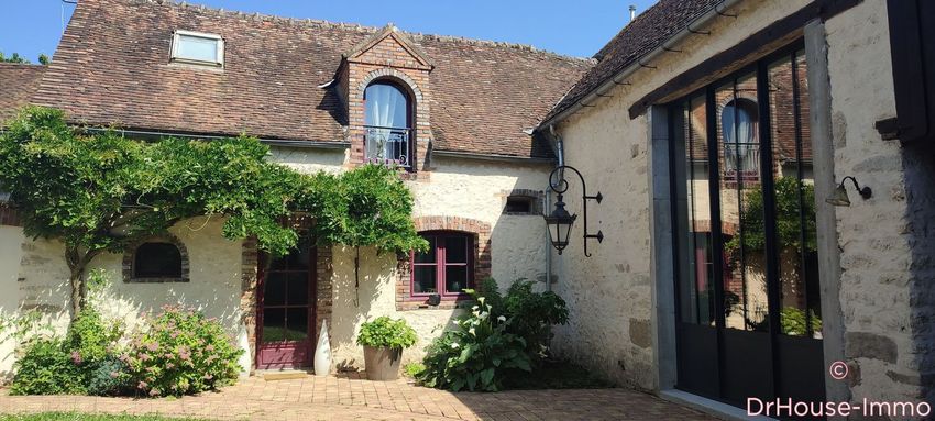 Image Façade à  villa de Chevry-sous-le-Bignon