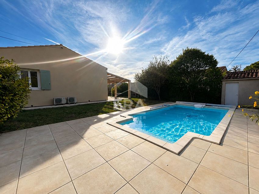 Image Piscine à  maison individuelle de Entraigues-sur-la-Sorgue