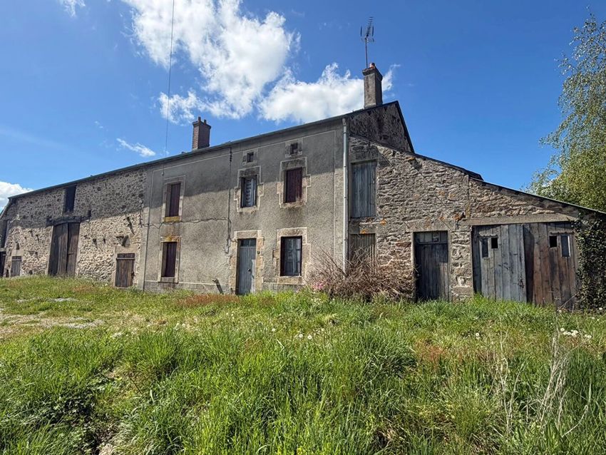 Image Façade à  maison individuelle de Saint-Amand-Magnazeix