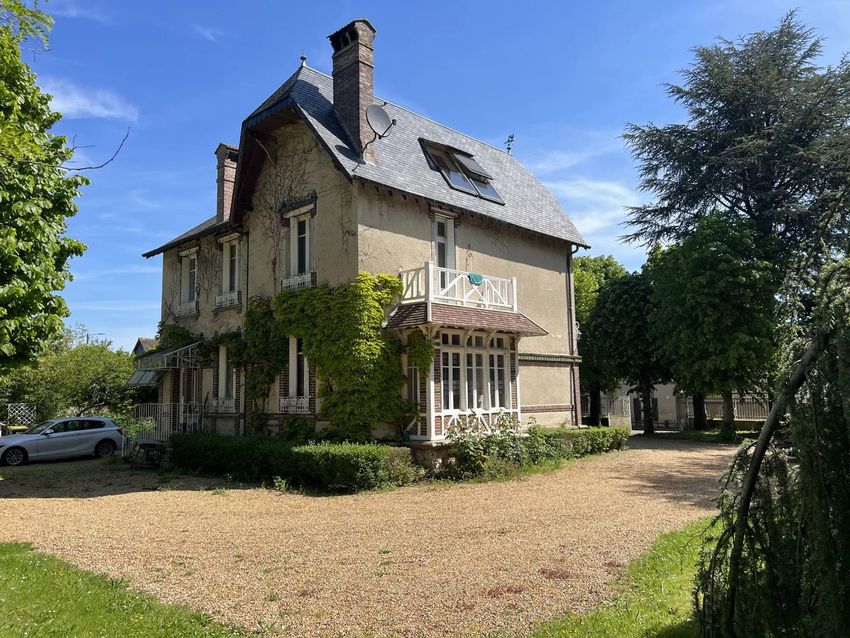 Image Façade à  maison de maître de Sorel-Moussel