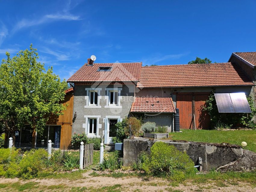 Image Façade à  maison individuelle de Arfeuilles