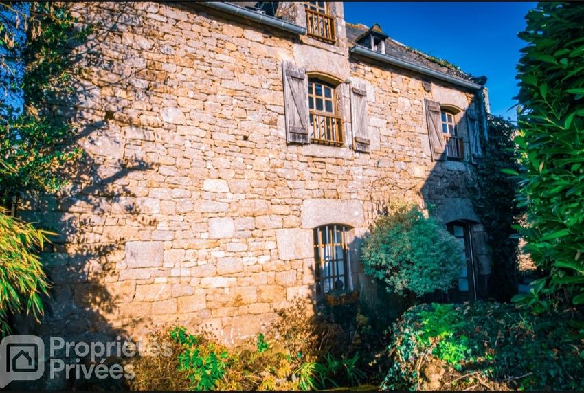 Image Façade à  maison individuelle de Vildé-Guingalan