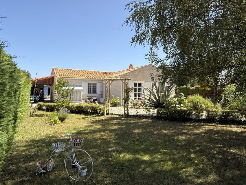 Image Façade à  maison individuelle de Thaims
