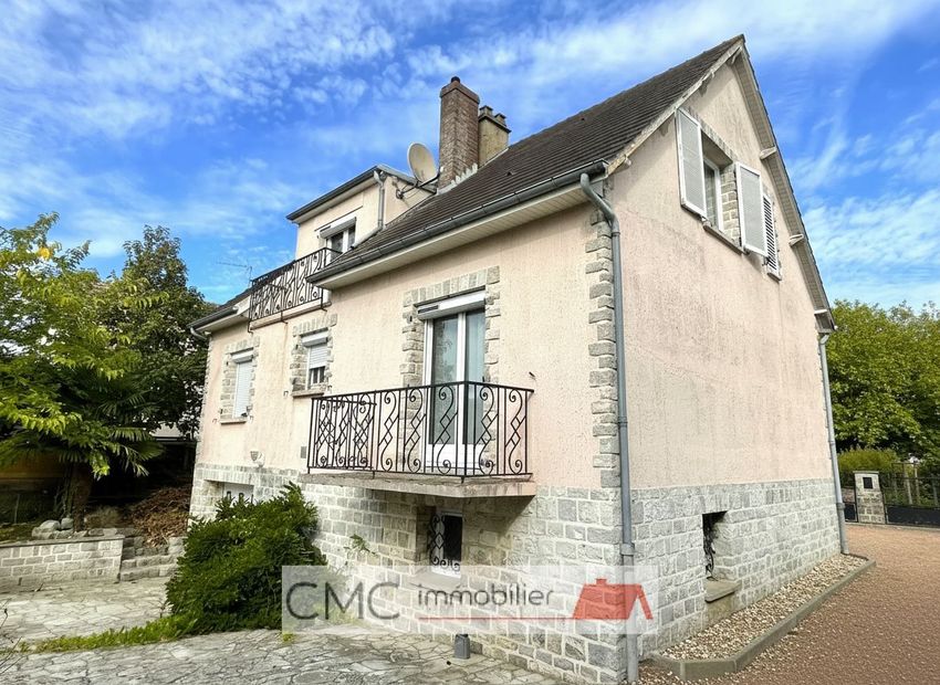 Image Façade à  maison individuelle de Morancez