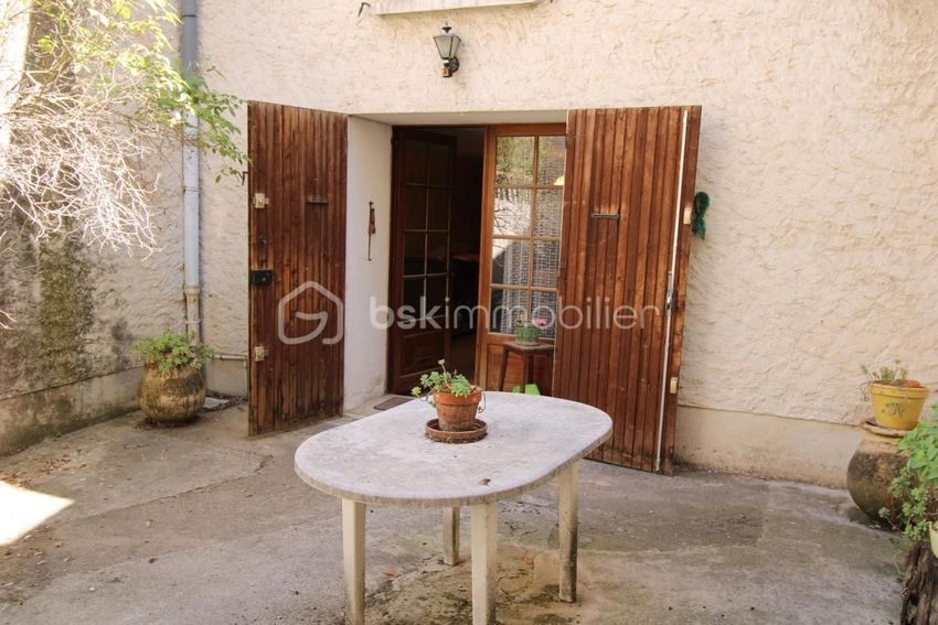 Image Façade à  maison de village de Les Mées