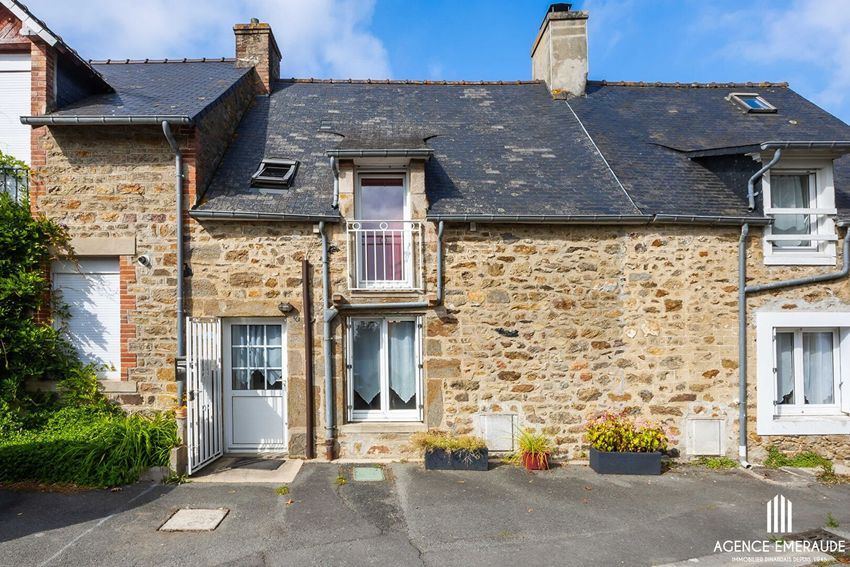 Image Façade à  maison mitoyenne de Dinard