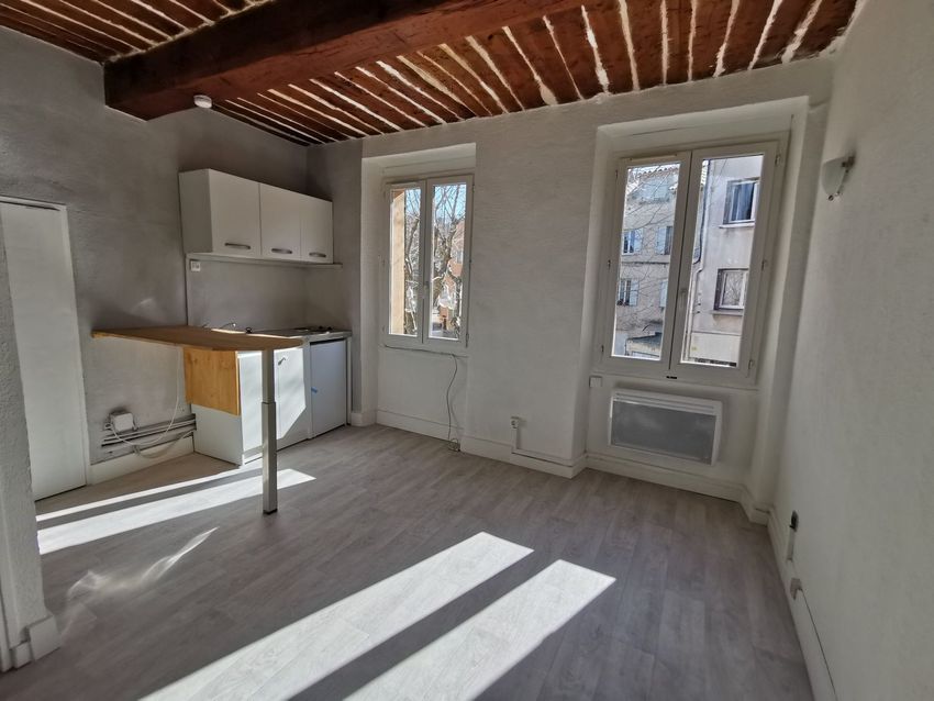 Image de appartement à 70 Impasse Vincent Raspail