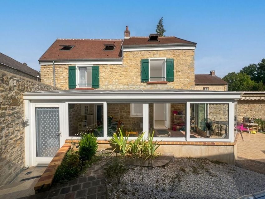 Image Façade à  maison individuelle de Sagy
