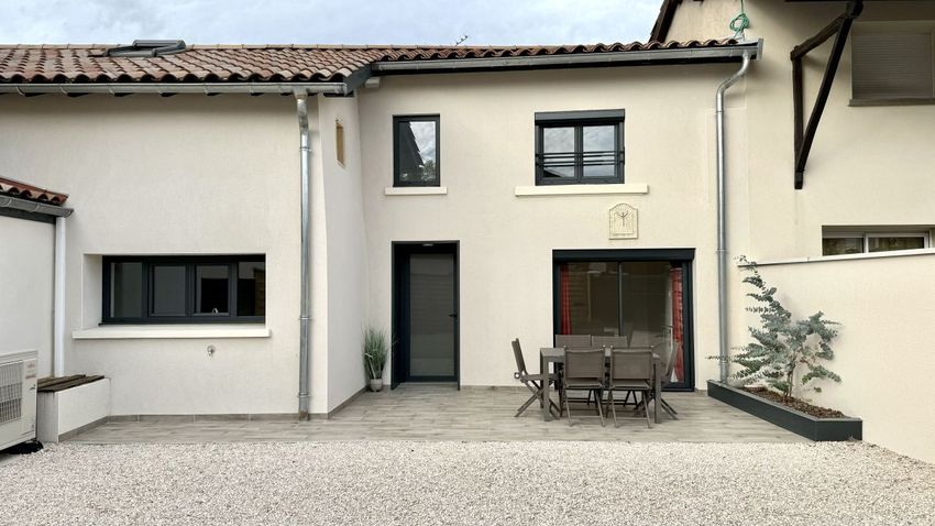 Image Façade à  maison individuelle de Messimy-sur-Saône