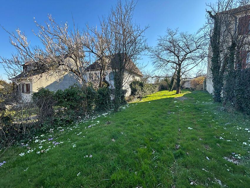 Image de terrain à Noisy-le-Grand