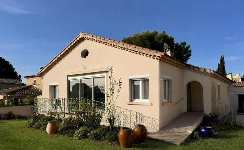 Image Façade à  maison individuelle de Saint-Cyr-sur-Mer