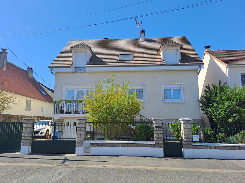 Image Façade à  maison individuelle de Rambouillet