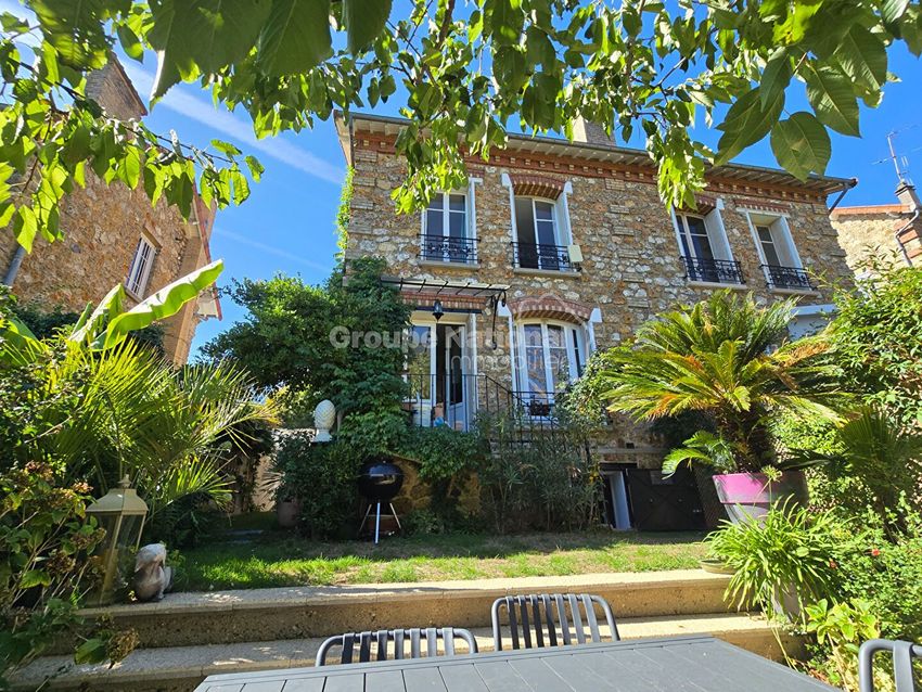 Image Façade à  maison mitoyenne de Viroflay