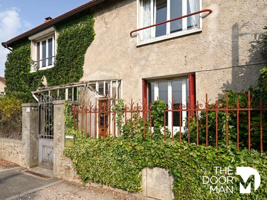 Image Façade à  maison individuelle de 92 Rue de Chartres