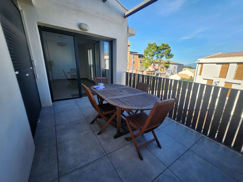 Image Terrasse à appartement de Châteauneuf-de-Gadagne