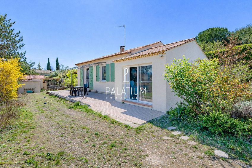 Image Façade à  maison individuelle de Valensole