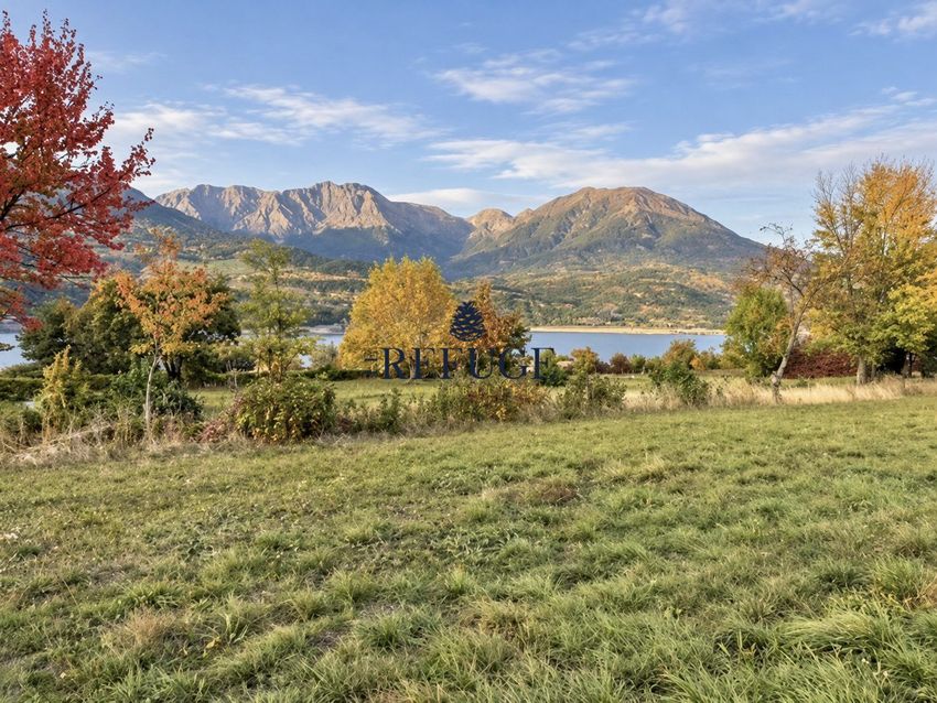 Image Vue à terrain de Savines-le-Lac
