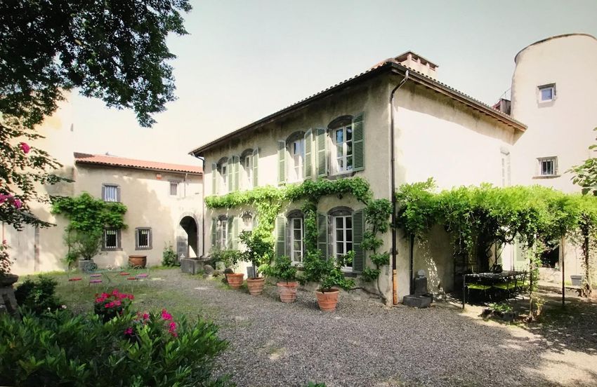 Image Façade à  maison individuelle de Saint-Laure