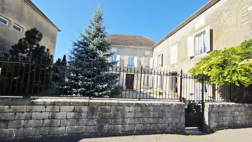 Image Façade à  maison individuelle de Cintrey