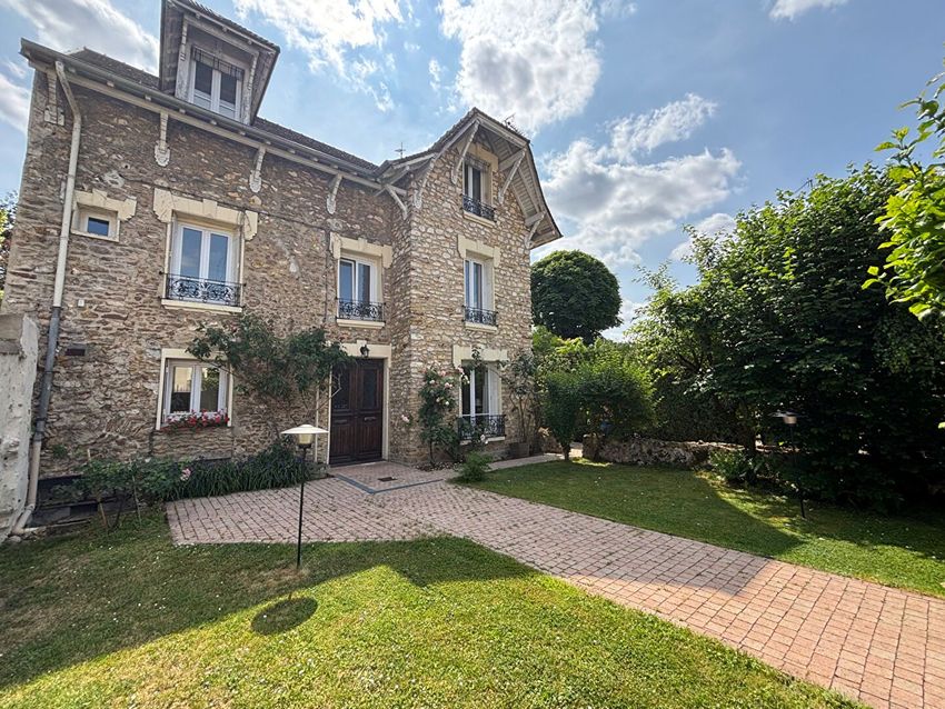 Image Façade à  maison individuelle de Saint-Prix