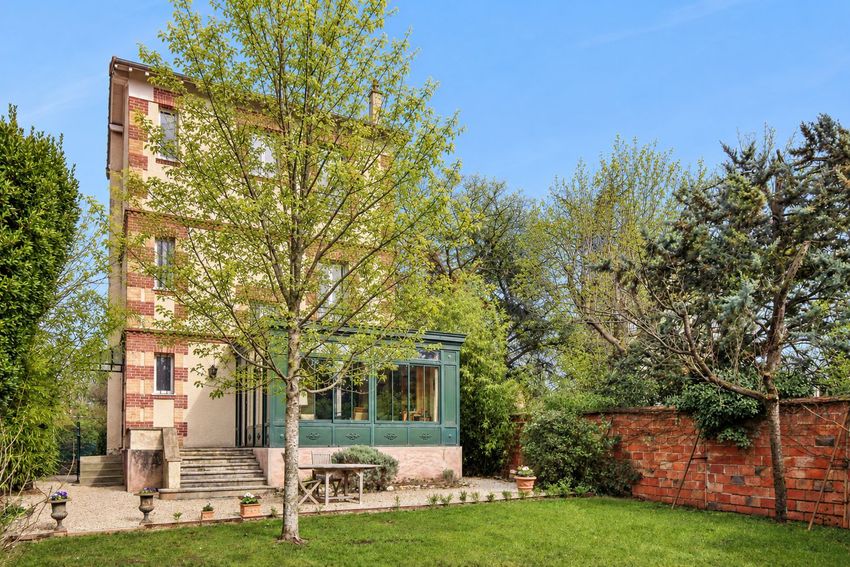 Image Façade à  maison individuelle de Le Vésinet