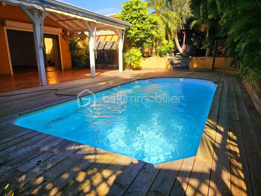 Image Piscine à  maison individuelle de Saint-François