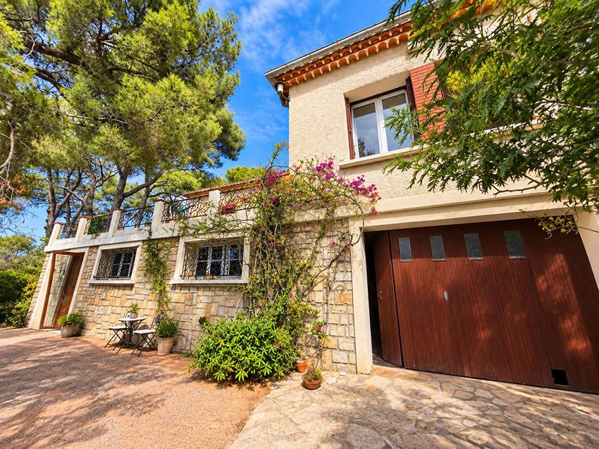Image Façade à  maison individuelle de Saint-Mandrier-sur-Mer