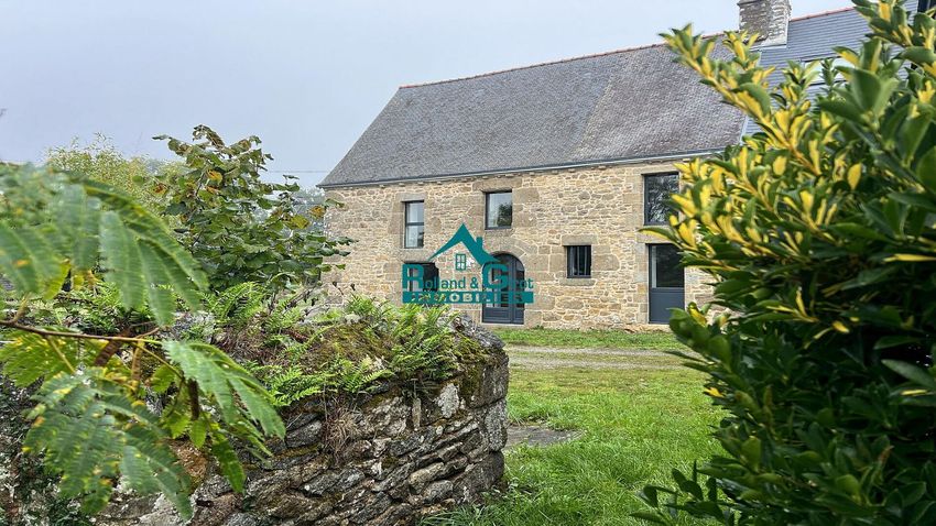Image Façade à  maison mitoyenne de Saint-Ouen-des-Alleux