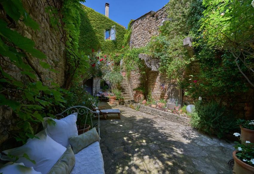 Image Jardin à  propriété agricole de Forcalquier