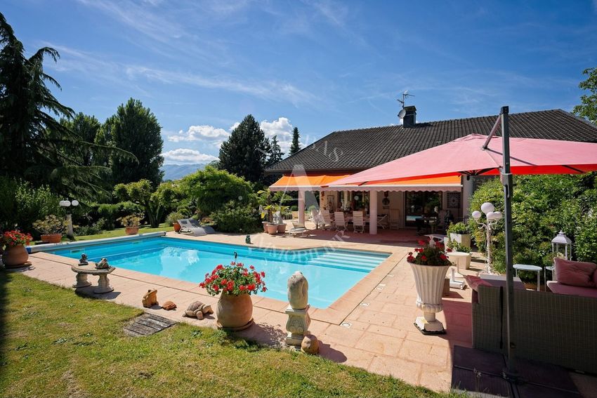Image Piscine à  maison individuelle de Ornex