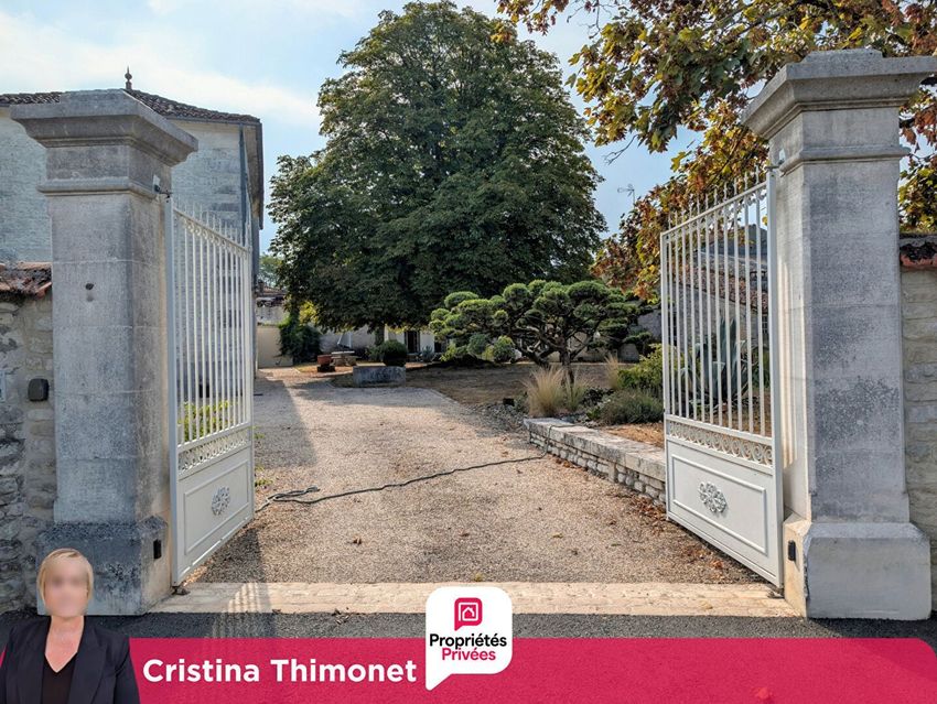 Image de  maison individuelle à Salignac-sur-Charente