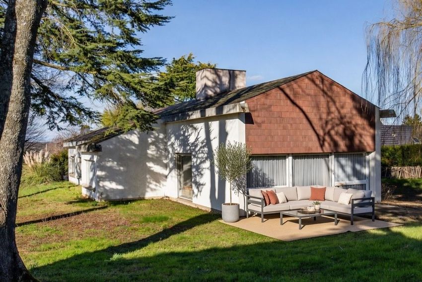 Image Façade à  maison d'architecte de Saint-Thibault-des-Vignes