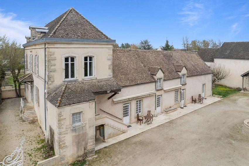 Image Façade à  manoir de Levernois