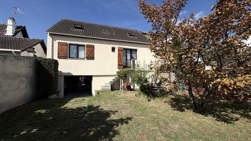 Image Façade à  maison individuelle de Tremblay-en-France
