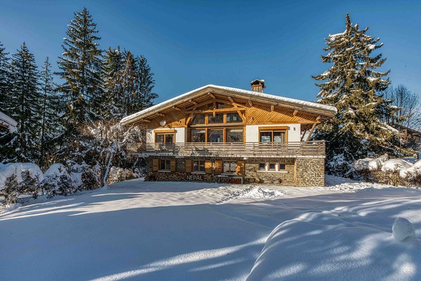Image Façade à  chalet de montagne de Megève
