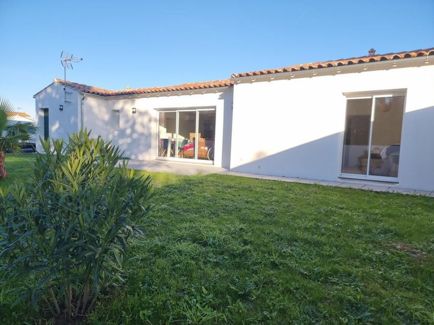Image Façade à  maison individuelle de Rivedoux-Plage