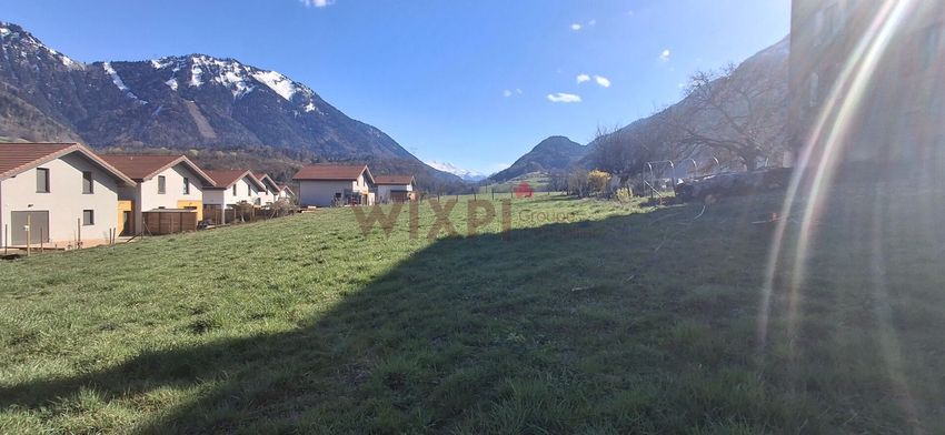 Image Vue à terrain de Faverges-Seythenex