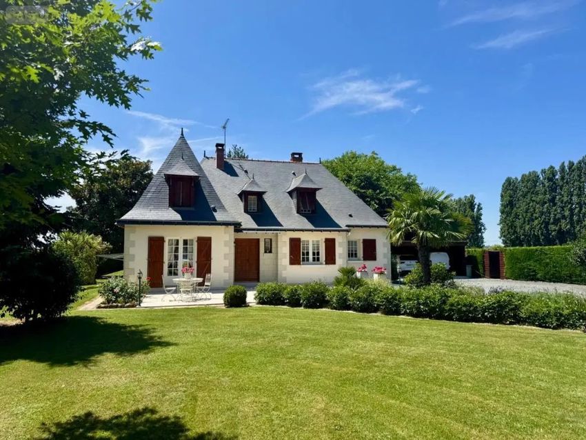 Image Façade à  maison individuelle de Vivy