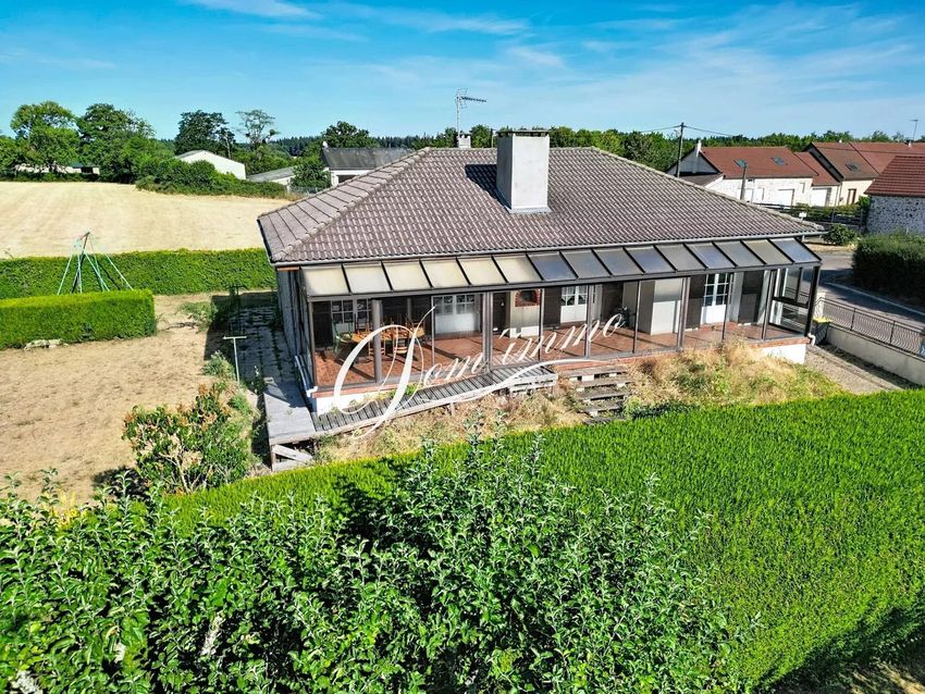 Image Façade à  maison individuelle de Saulieu