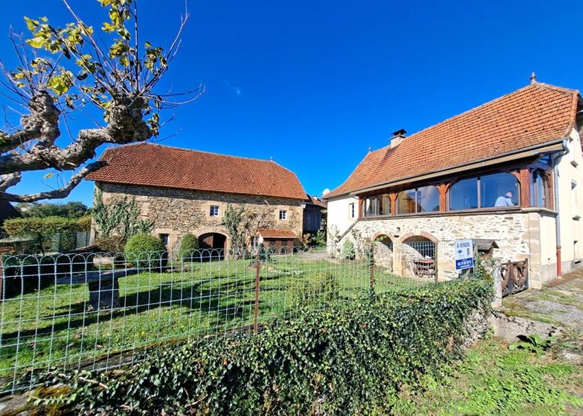 Image Façade à  maison individuelle de Leyme