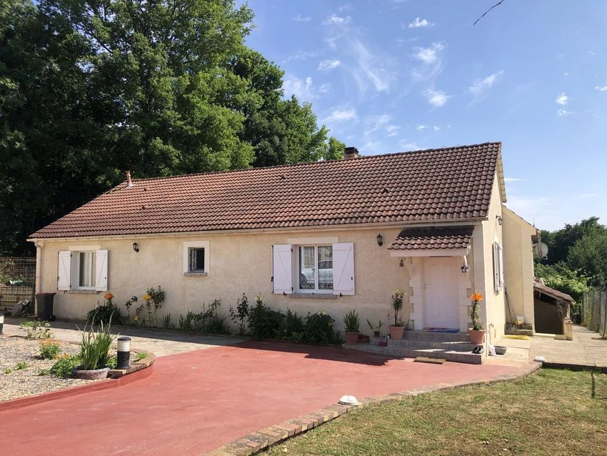 Image Façade à  maison individuelle de Bazoches-sur-le-Betz