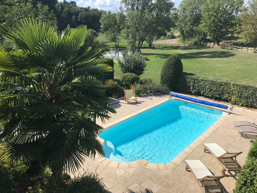 Image Piscine à  maison individuelle de Saint-Aquilin