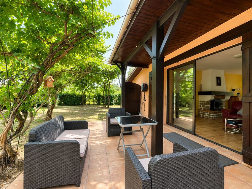 Image Terrasse à  maison individuelle de Loupes