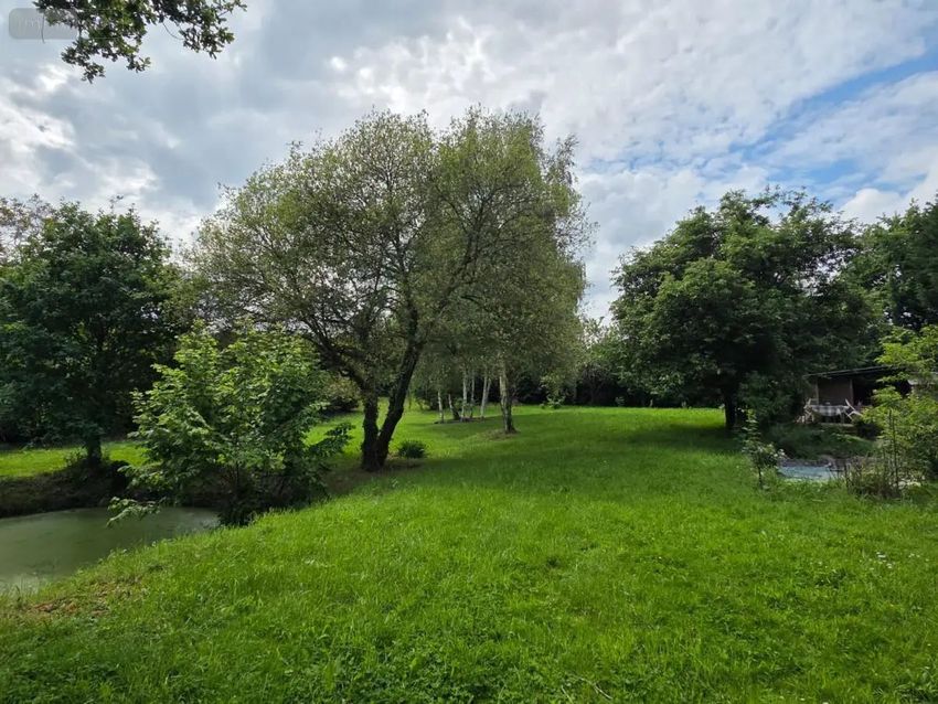 Image de terrain à Fromentières
