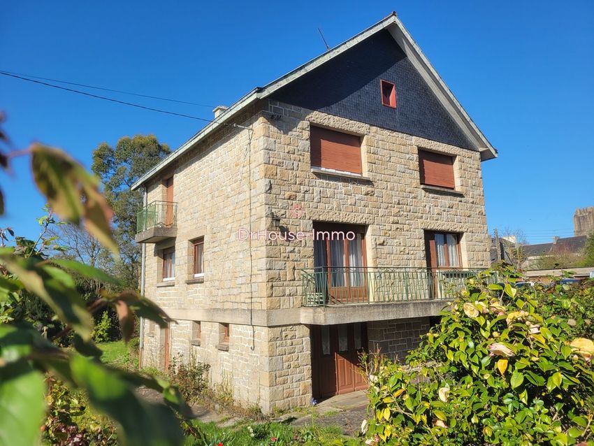 Image Façade à  villa de Dol-de-Bretagne