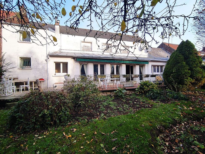 Image Façade à  maison mitoyenne de Bohain-en-Vermandois