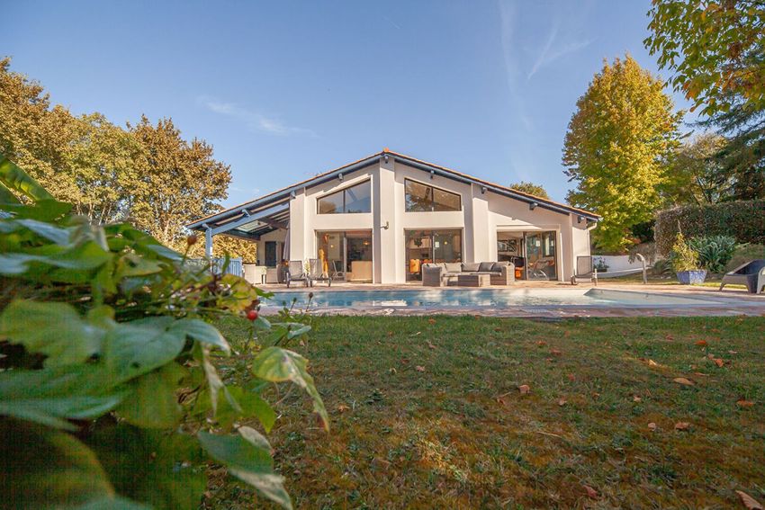 Image Façade à  maison individuelle de Bidart